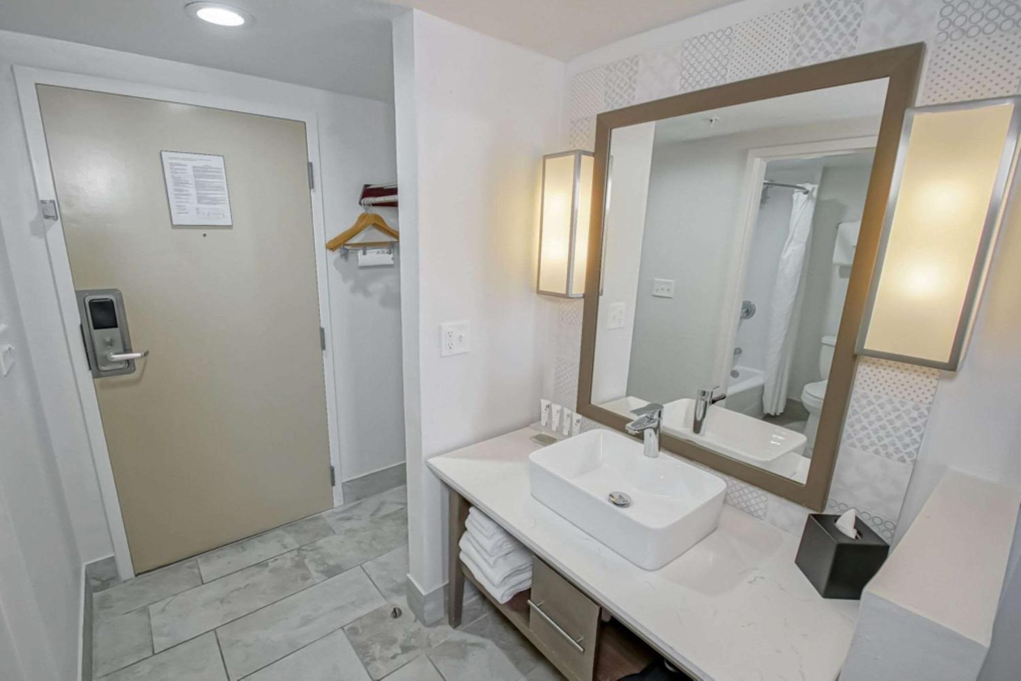 Country Inn & Suites By Radisson, New Orleans I-10 East, La Esterno foto