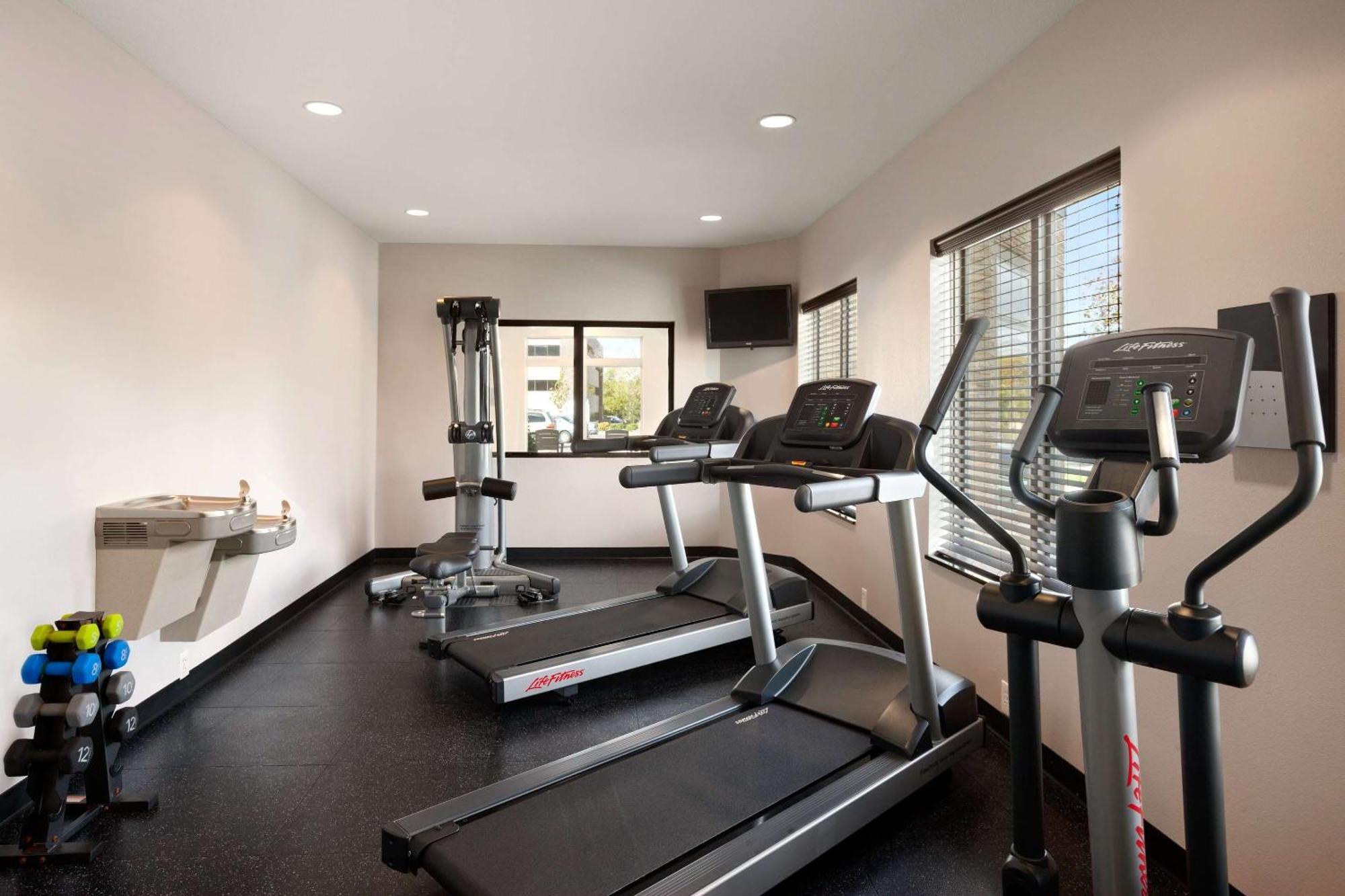 Country Inn & Suites By Radisson, New Orleans I-10 East, La Esterno foto